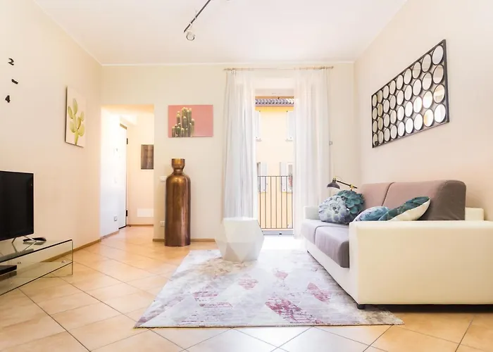 ريلايس دي جيادا * كومو